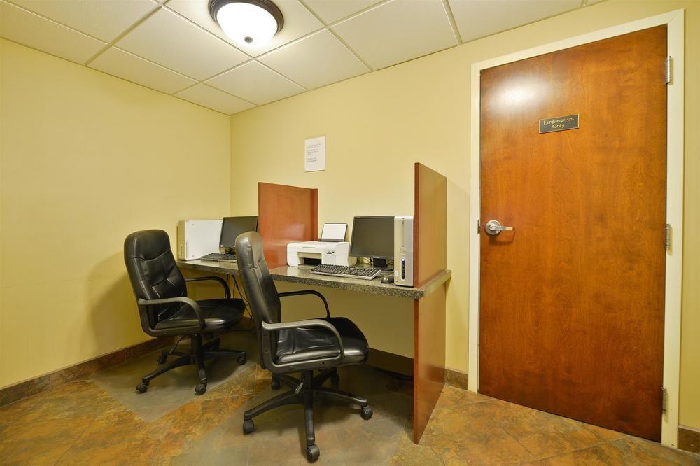 Best Western Plus La Porte Hotel & Conference Center Екстер'єр фото