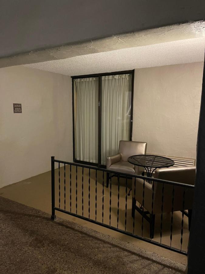 Best Western Plus La Porte Hotel & Conference Center Екстер'єр фото