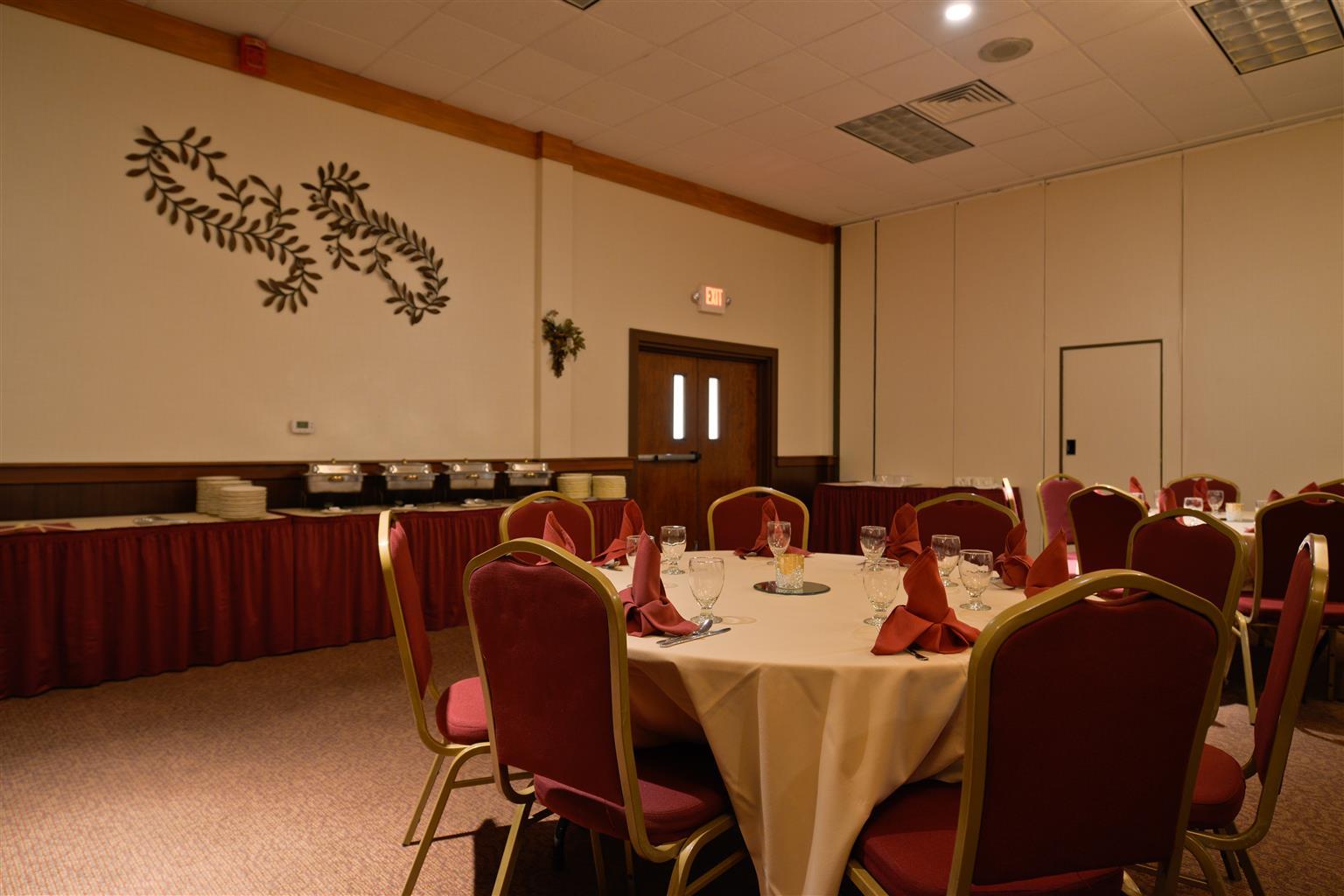 Best Western Plus La Porte Hotel & Conference Center Екстер'єр фото